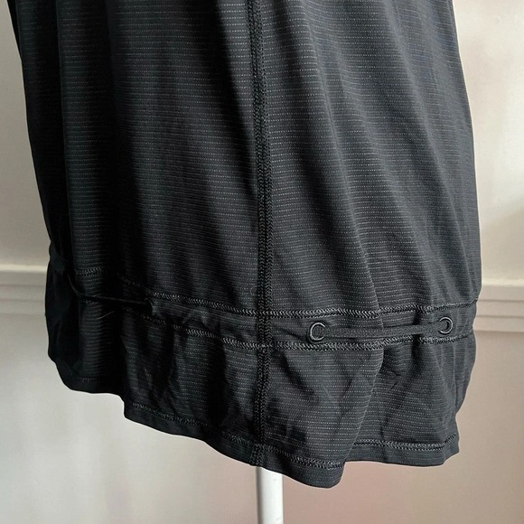 Lululemon • Hustle & Bustle Tank Top • Black / Pretty Palm Black Angel Wing - Picture 11 of 13